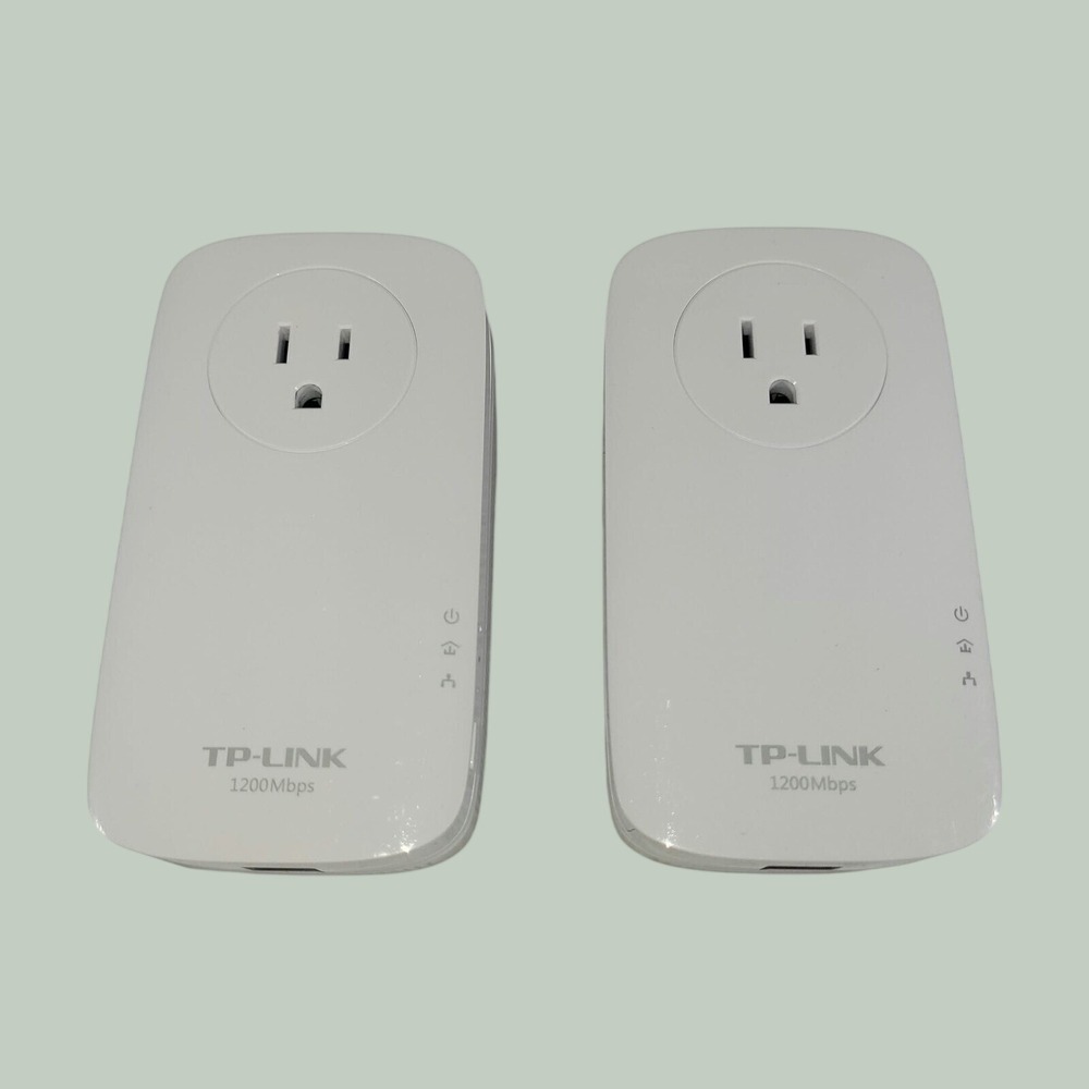 TP-Link AV1200 Powerline Adapter Set TL-PA8010P White TESTED Gigabit Passthrough